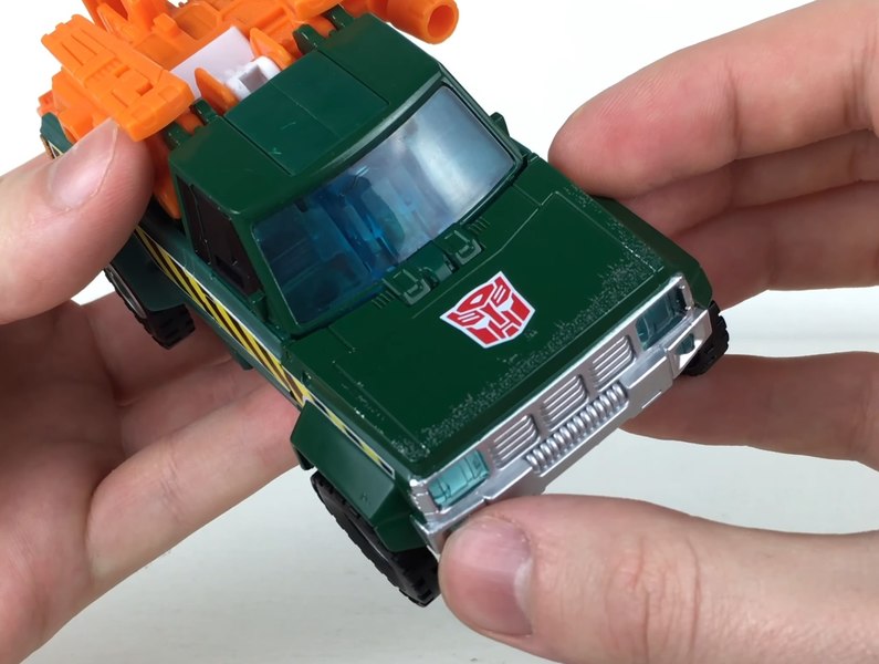 Transformers Earthrise Hoist Video Review And Images 08 (8 of 12)